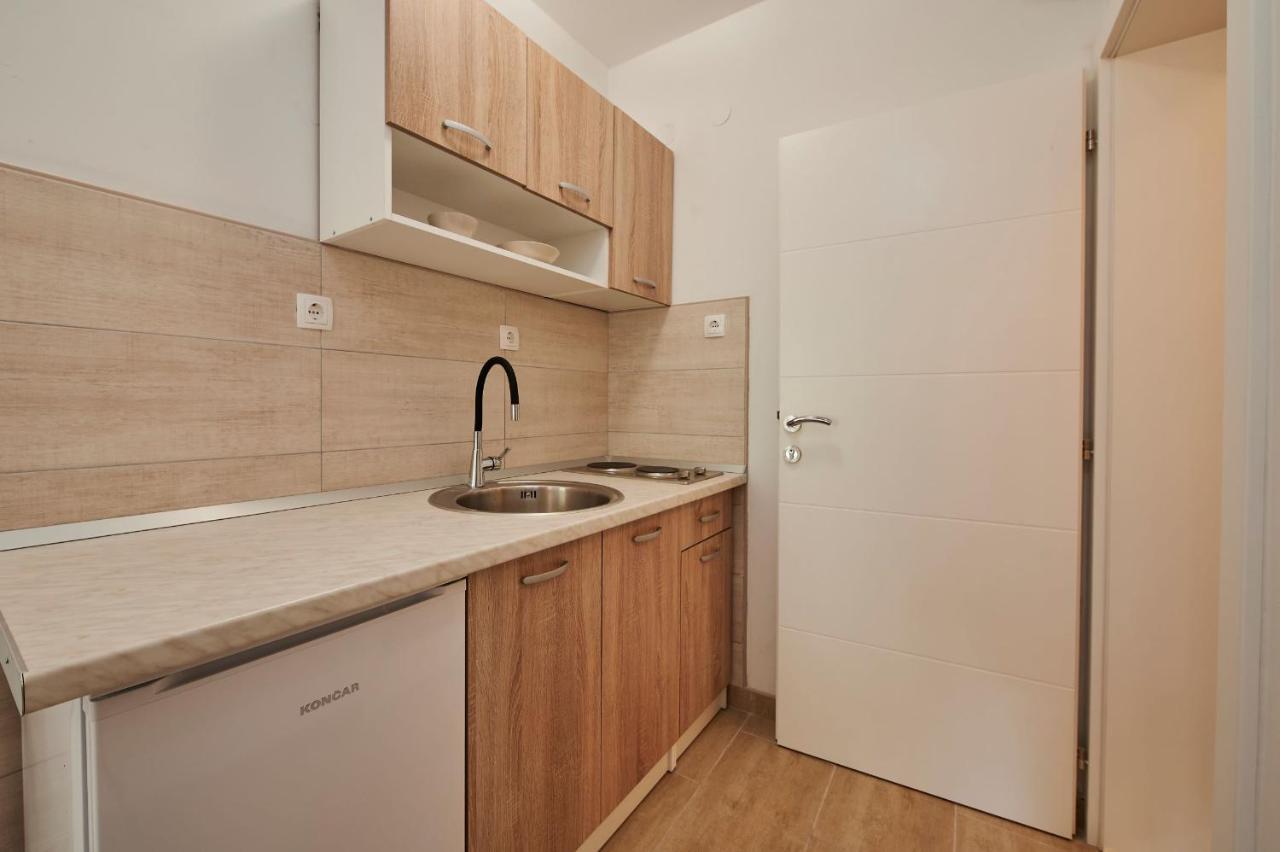 Ferienwohnung Cutan Trogir Exterior foto